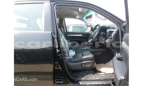 Buy Import Toyota Hilux Black Car in Import - Dubai in Bomi County Buy Import Toyota Hilux Black Car in Import - Dubai in Bomi County