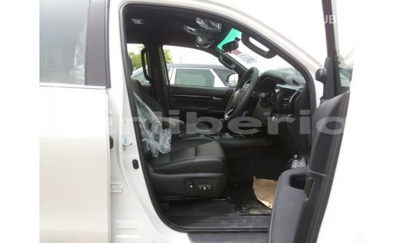 Buy Import Toyota Hilux White Car in Import - Dubai in Bomi County Buy Import Toyota Hilux White Car in Import - Dubai in Bomi County