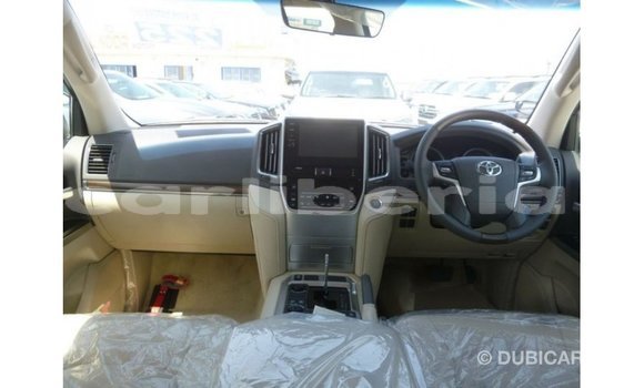 Buy Import Toyota Land Cruiser White Car in Import - Dubai in Bomi County Buy Import Toyota Land Cruiser White Car in Import - Dubai in Bomi County