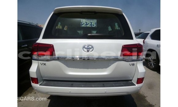 Buy Import Toyota Land Cruiser White Car in Import - Dubai in Bomi County Buy Import Toyota Land Cruiser White Car in Import - Dubai in Bomi County