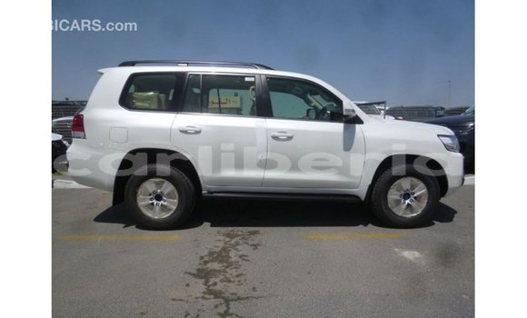 Buy Import Toyota Land Cruiser White Car in Import - Dubai in Bomi County Buy Import Toyota Land Cruiser White Car in Import - Dubai in Bomi County