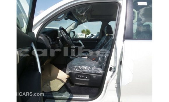 Buy Import Toyota Land Cruiser White Car in Import - Dubai in Bomi County Buy Import Toyota Land Cruiser White Car in Import - Dubai in Bomi County