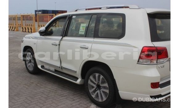 Buy Import Toyota Land Cruiser White Car in Import - Dubai in Bomi County Buy Import Toyota Land Cruiser White Car in Import - Dubai in Bomi County