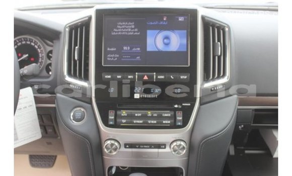 Buy Import Toyota Land Cruiser White Car in Import - Dubai in Bomi County Buy Import Toyota Land Cruiser White Car in Import - Dubai in Bomi County