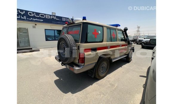 Buy Import Toyota Land Cruiser Beige Car in Import - Dubai in Bomi County Buy Import Toyota Land Cruiser Beige Car in Import - Dubai in Bomi County