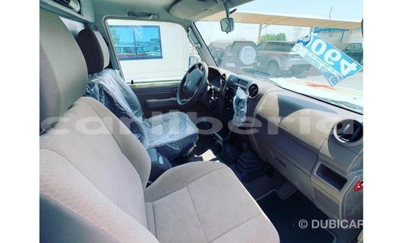 Buy Import Toyota Land Cruiser Beige Car in Import - Dubai in Bomi County Buy Import Toyota Land Cruiser Beige Car in Import - Dubai in Bomi County