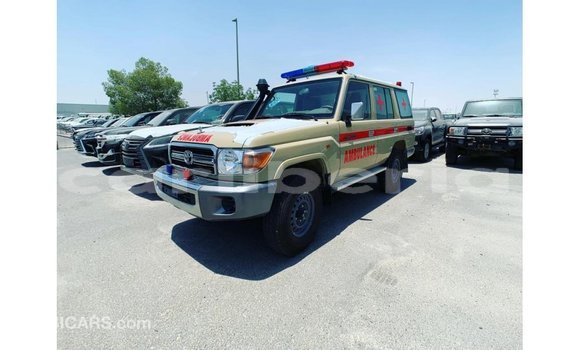 Buy Import Toyota Land Cruiser Beige Car in Import - Dubai in Bomi County Buy Import Toyota Land Cruiser Beige Car in Import - Dubai in Bomi County