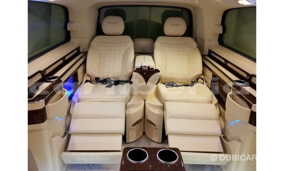 Acheter Import Voiture Mercedes-Benz 250 Noir à Import - Dubai, Comté de Bomi Acheter Import Voiture Mercedes-Benz 250 Noir à Import - Dubai, Comté de Bomi