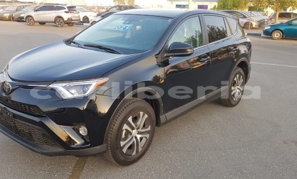 Buy Import Toyota HiAce Black Truck in Import - Dubai in Bomi County