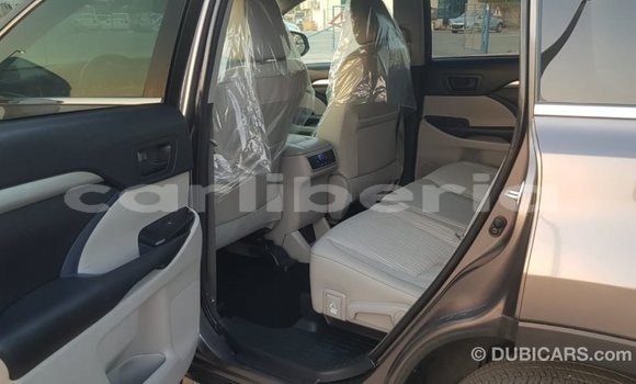 Buy Import Toyota Highlander Other Car in Import - Dubai in Bomi County Buy Import Toyota Highlander Other Car in Import - Dubai in Bomi County