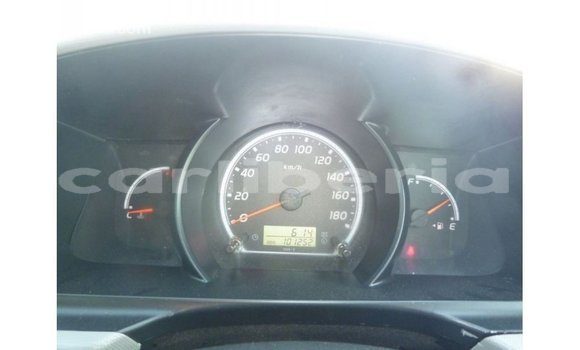 Buy Import Toyota Hiace White Car in Import - Dubai in Bomi County Buy Import Toyota Hiace White Car in Import - Dubai in Bomi County