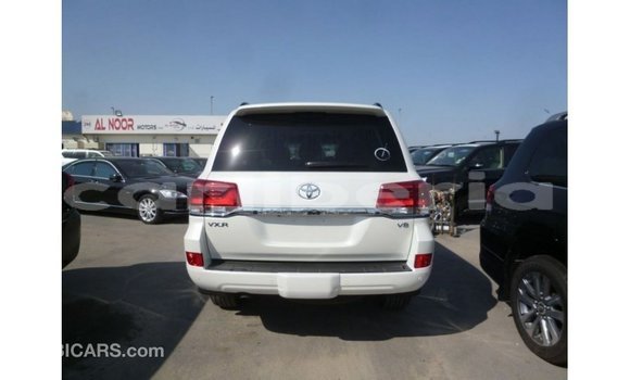 Buy Import Toyota Land Cruiser White Car in Import - Dubai in Bomi County Buy Import Toyota Land Cruiser White Car in Import - Dubai in Bomi County
