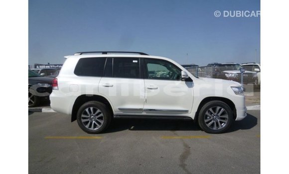 Buy Import Toyota Land Cruiser White Car in Import - Dubai in Bomi County Buy Import Toyota Land Cruiser White Car in Import - Dubai in Bomi County