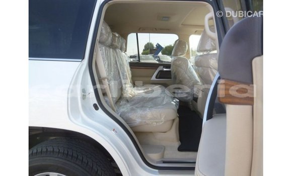 Buy Import Toyota Land Cruiser White Car in Import - Dubai in Bomi County Buy Import Toyota Land Cruiser White Car in Import - Dubai in Bomi County