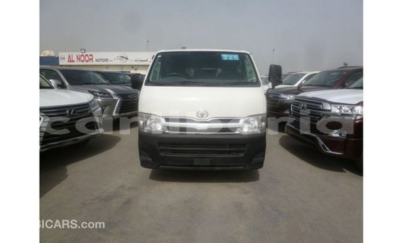 Buy Import Toyota Hiace White Car in Import - Dubai in Bomi County Buy Import Toyota Hiace White Car in Import - Dubai in Bomi County