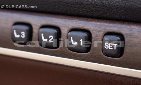 Acheter Import Voiture Toyota Land Cruiser Noir à Import - Dubai, Comté de Bomi Acheter Import Voiture Toyota Land Cruiser Noir à Import - Dubai, Comté de Bomi