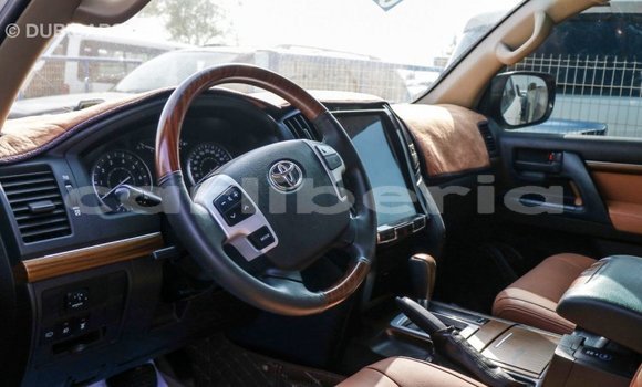 Buy Import Toyota Land Cruiser White Car in Import - Dubai in Bomi County Buy Import Toyota Land Cruiser White Car in Import - Dubai in Bomi County