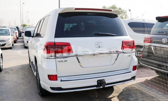 Buy Import Toyota Land Cruiser White Car in Import - Dubai in Bomi County Buy Import Toyota Land Cruiser White Car in Import - Dubai in Bomi County