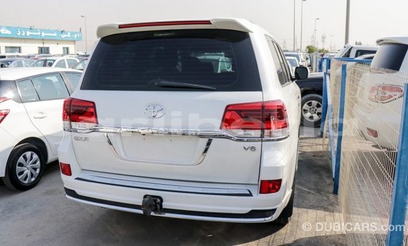 Buy Import Toyota Land Cruiser White Car in Import - Dubai in Bomi County Buy Import Toyota Land Cruiser White Car in Import - Dubai in Bomi County