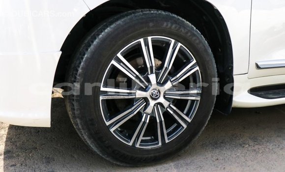 Buy Import Toyota Land Cruiser White Car in Import - Dubai in Bomi County Buy Import Toyota Land Cruiser White Car in Import - Dubai in Bomi County
