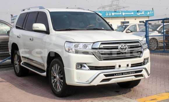 Buy Import Toyota Land Cruiser White Car in Import - Dubai in Bomi County Buy Import Toyota Land Cruiser White Car in Import - Dubai in Bomi County