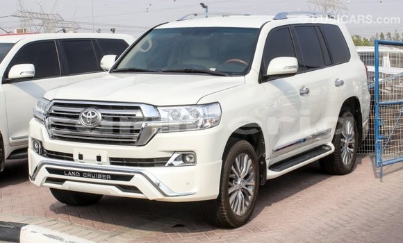 Buy Import Toyota Land Cruiser White Car in Import - Dubai in Bomi County Buy Import Toyota Land Cruiser White Car in Import - Dubai in Bomi County