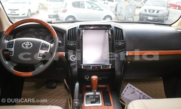Buy Import Toyota Land Cruiser White Car in Import - Dubai in Bomi County Buy Import Toyota Land Cruiser White Car in Import - Dubai in Bomi County
