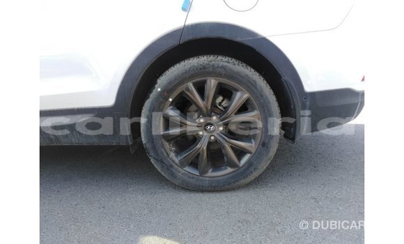 Buy Import Hyundai Santa Fe White Car in Import - Dubai in Bomi County Buy Import Hyundai Santa Fe White Car in Import - Dubai in Bomi County