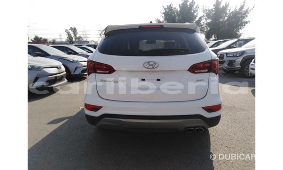 Buy Import Hyundai Santa Fe White Car in Import - Dubai in Bomi County