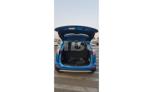 Buy Import Toyota HiAce Blue Truck in Import - Dubai in Bomi County Buy Import Toyota HiAce Blue Truck in Import - Dubai in Bomi County
