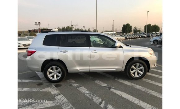 Buy Import Toyota Highlander Other Car in Import - Dubai in Bomi County Buy Import Toyota Highlander Other Car in Import - Dubai in Bomi County