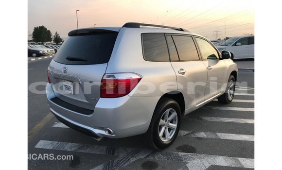 Buy Import Toyota Highlander Other Car in Import - Dubai in Bomi County Buy Import Toyota Highlander Other Car in Import - Dubai in Bomi County