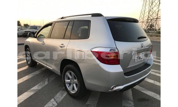 Buy Import Toyota Highlander Other Car in Import - Dubai in Bomi County Buy Import Toyota Highlander Other Car in Import - Dubai in Bomi County