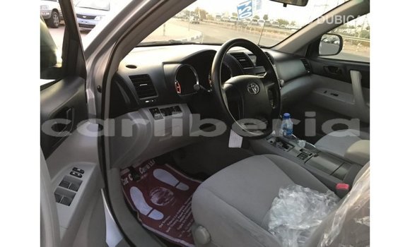 Buy Import Toyota Highlander Other Car in Import - Dubai in Bomi County Buy Import Toyota Highlander Other Car in Import - Dubai in Bomi County