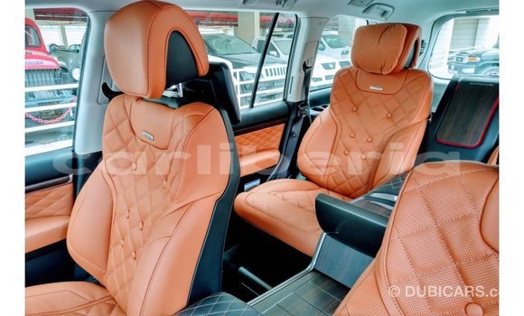 Acheter Import Voiture Toyota Land Cruiser Noir à Import - Dubai, Comté de Bomi Acheter Import Voiture Toyota Land Cruiser Noir à Import - Dubai, Comté de Bomi