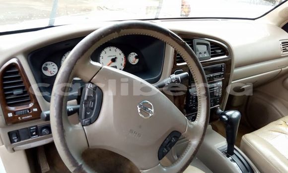 Buy Used Nissan Pathfinder White Car in Monrovia in Montserrado County