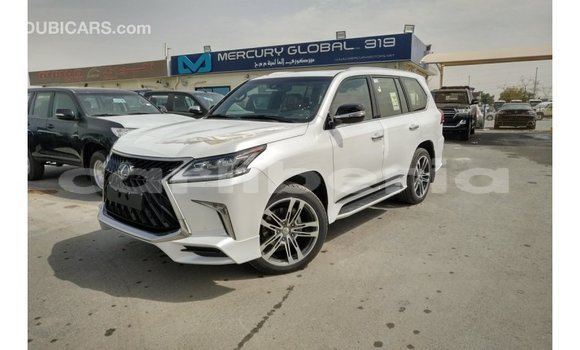 Acheter Import Voiture Lexus LX Blanc à Import - Dubai, Comté de Bomi Acheter Import Voiture Lexus LX Blanc à Import - Dubai, Comté de Bomi