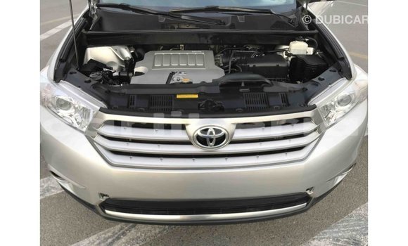 Buy Import Toyota Highlander Other Car in Import - Dubai in Bomi County Buy Import Toyota Highlander Other Car in Import - Dubai in Bomi County
