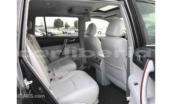 Buy Import Toyota Highlander Black Car in Import - Dubai in Bomi County Buy Import Toyota Highlander Black Car in Import - Dubai in Bomi County