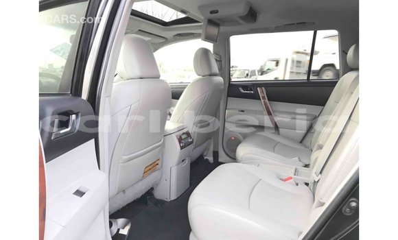 Buy Import Toyota Highlander Black Car in Import - Dubai in Bomi County Buy Import Toyota Highlander Black Car in Import - Dubai in Bomi County