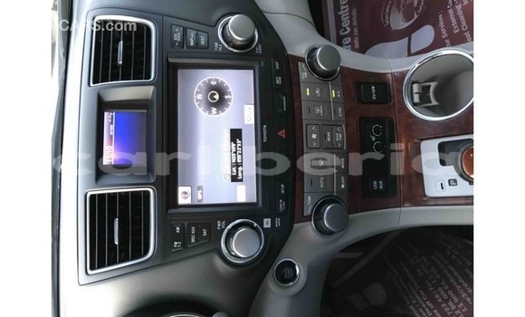 Buy Import Toyota Highlander Black Car in Import - Dubai in Bomi County Buy Import Toyota Highlander Black Car in Import - Dubai in Bomi County