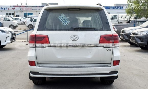 Buy Import Toyota Land Cruiser White Car in Import - Dubai in Bomi County Buy Import Toyota Land Cruiser White Car in Import - Dubai in Bomi County