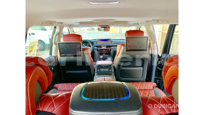 Big with watermark 880dbc4b ff31 4c6d b679 a1f4c3efa537