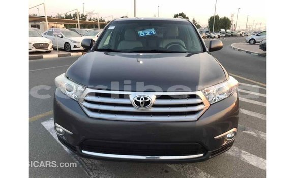 Buy Import Toyota Highlander Other Car in Import - Dubai in Bomi County Buy Import Toyota Highlander Other Car in Import - Dubai in Bomi County