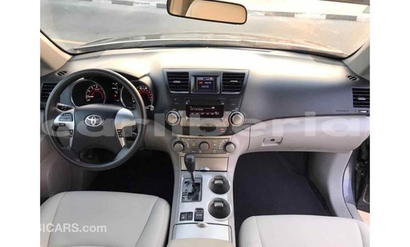 Buy Import Toyota Highlander Other Car in Import - Dubai in Bomi County Buy Import Toyota Highlander Other Car in Import - Dubai in Bomi County
