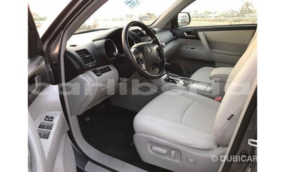 Buy Import Toyota Highlander Other Car in Import - Dubai in Bomi County Buy Import Toyota Highlander Other Car in Import - Dubai in Bomi County