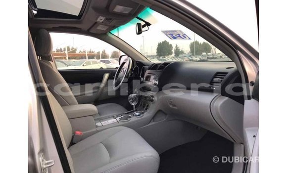 Buy Import Toyota Highlander Other Car in Import - Dubai in Bomi County Buy Import Toyota Highlander Other Car in Import - Dubai in Bomi County