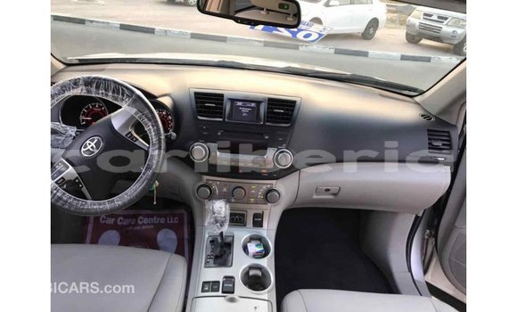Buy Import Toyota Highlander Other Car in Import - Dubai in Bomi County Buy Import Toyota Highlander Other Car in Import - Dubai in Bomi County