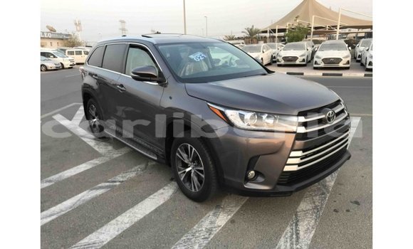 Buy Import Toyota Highlander Other Car in Import - Dubai in Bomi County Buy Import Toyota Highlander Other Car in Import - Dubai in Bomi County