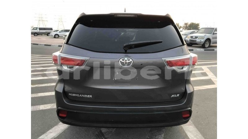 Big with watermark toyota highlander bomi county import dubai 1665